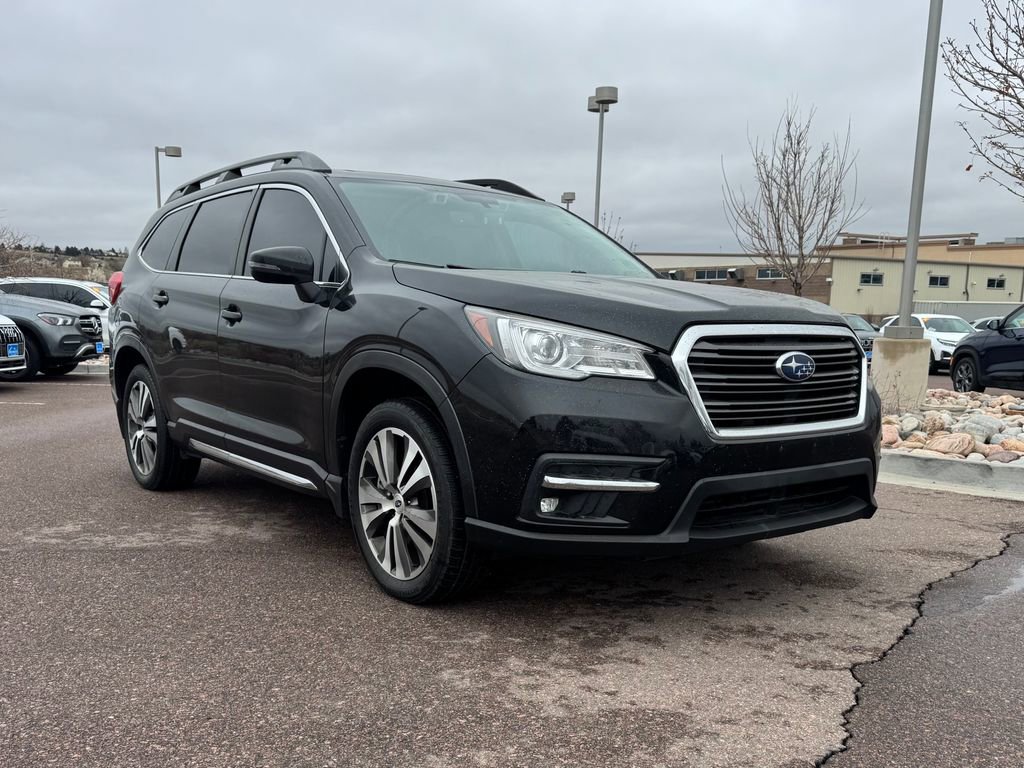 Used 2022 Subaru Ascent Limited w/ Technology Package image 1