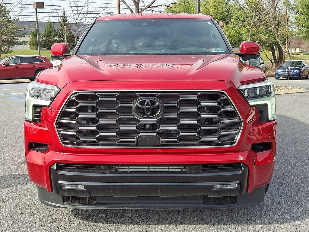 Used 2025 Toyota Sequoia Platinum AWD/4WD image 5