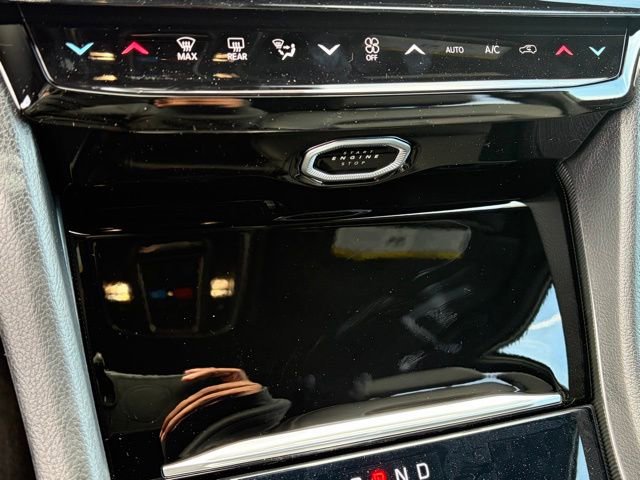New 2026 Jeep Grand Cherokee Limited w/ Limited Altitude Package AWD/4WD image 24