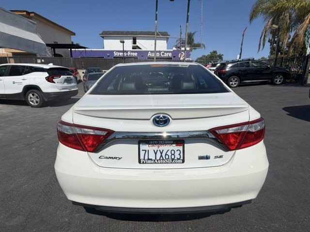 Used 2015 Toyota Camry SE FWD image 3
