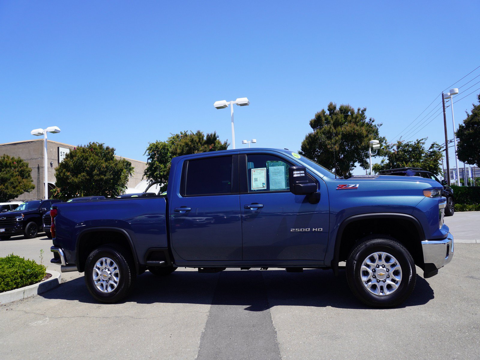 Used 2024 Chevrolet Silverado 2500 LT w/ All Star Edition AWD/4WD image 4