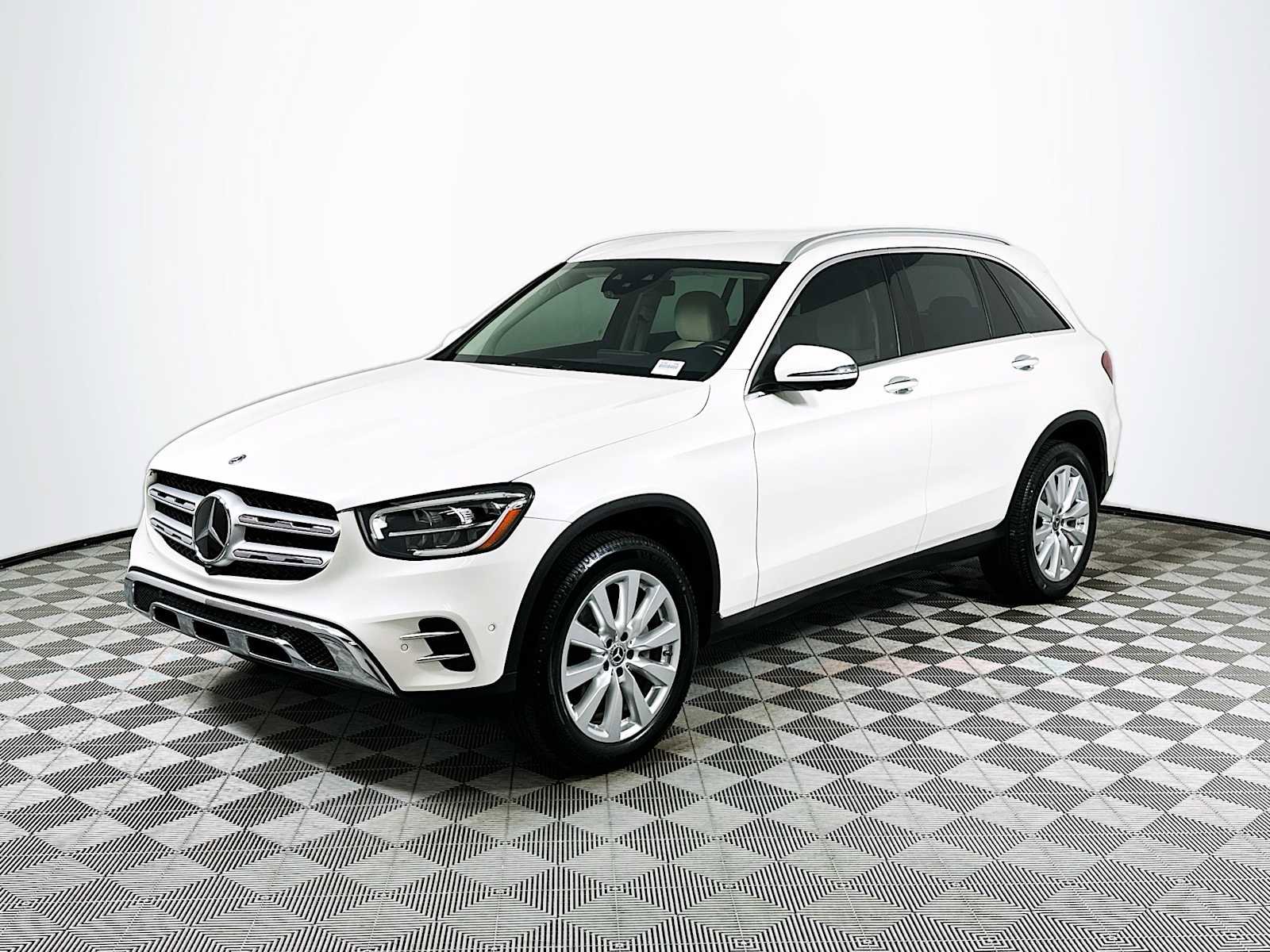 Used 2021 Mercedes-Benz GLC 300 GLC 300 image 3