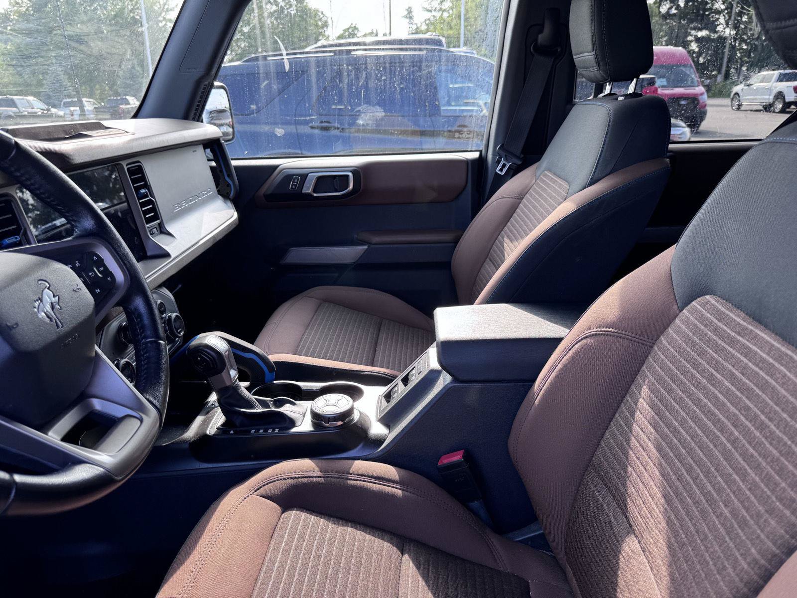 Used 2023 Ford Bronco Outer Banks AWD/4WD image 8