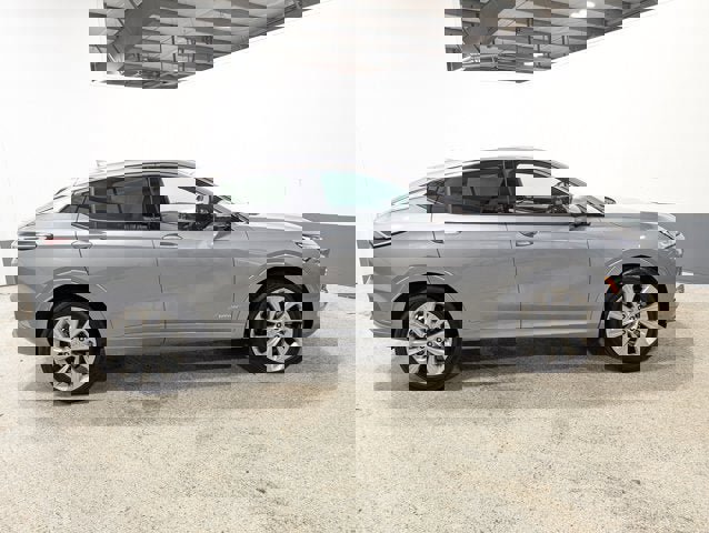 Used 2024 Buick Envista Avenir image 2