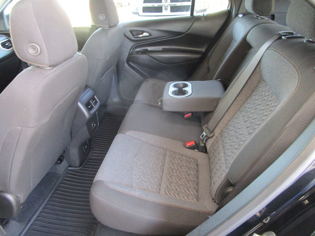 Used 2024 Chevrolet Equinox LT FWD image 24