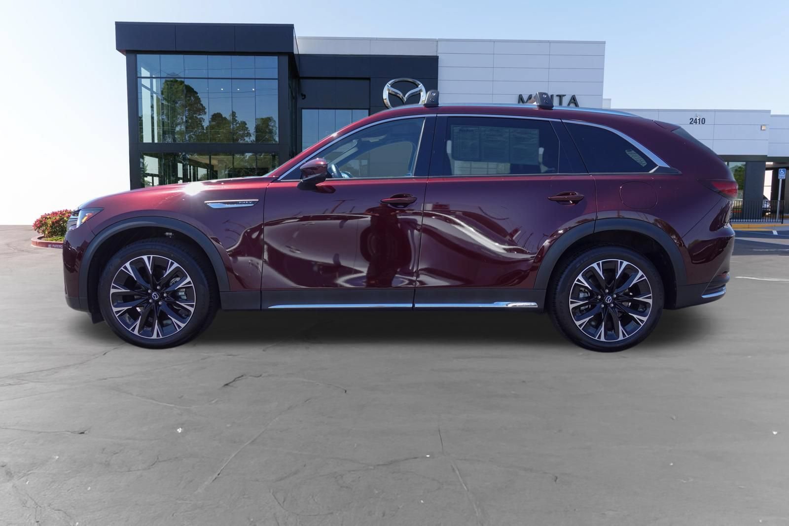Certified 2024 MAZDA CX-90 Plug-In Hybrid w/ Premium Plus AWD/4WD image 8