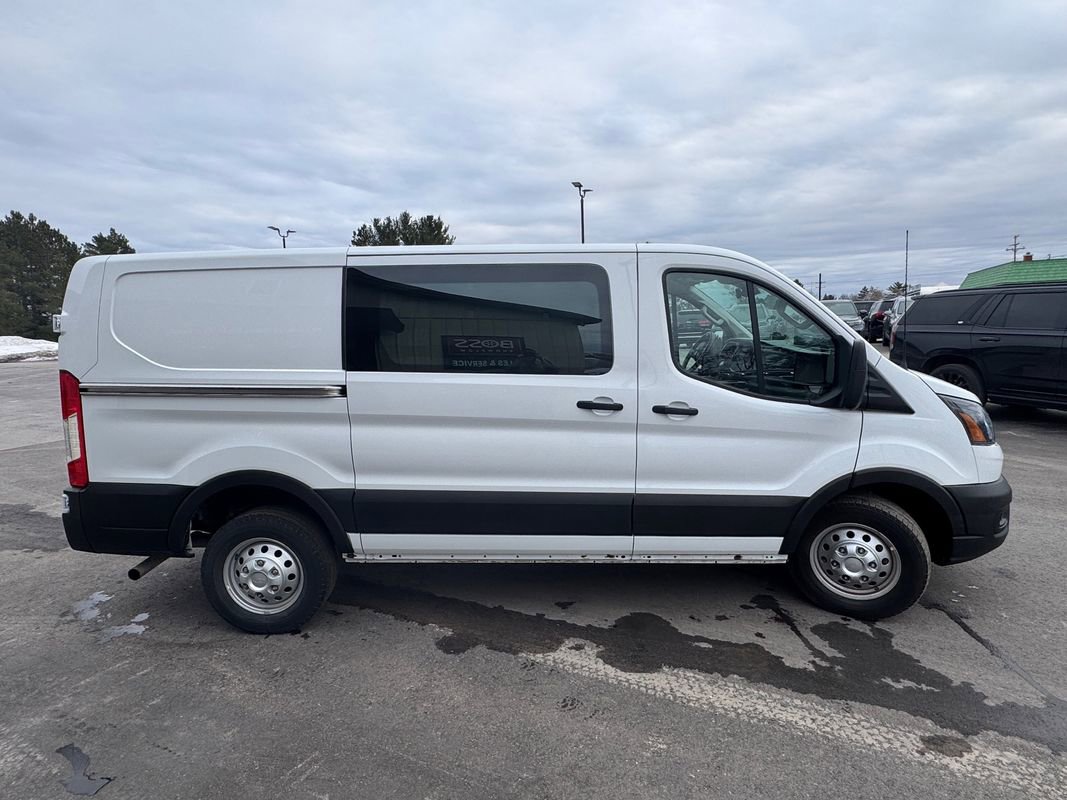 Used 2024 Ford Transit 250 Low Roof AWD w/ Exterior Upgrade Package image 7