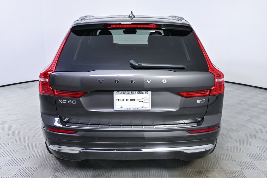 Certified 2023 Volvo XC60 B5 Ultimate w/ Protection Package Premier FWD image 32