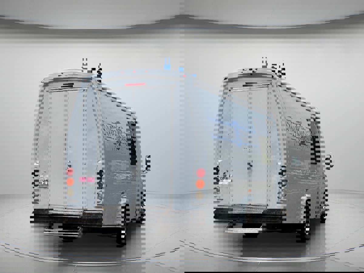 Used 2016 Ford E-450 and Econoline 450 Super Duty w/ Shuttle Bus Prep Package image 3