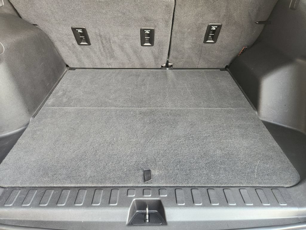 Used 2018 Chevrolet Equinox LT FWD image 35