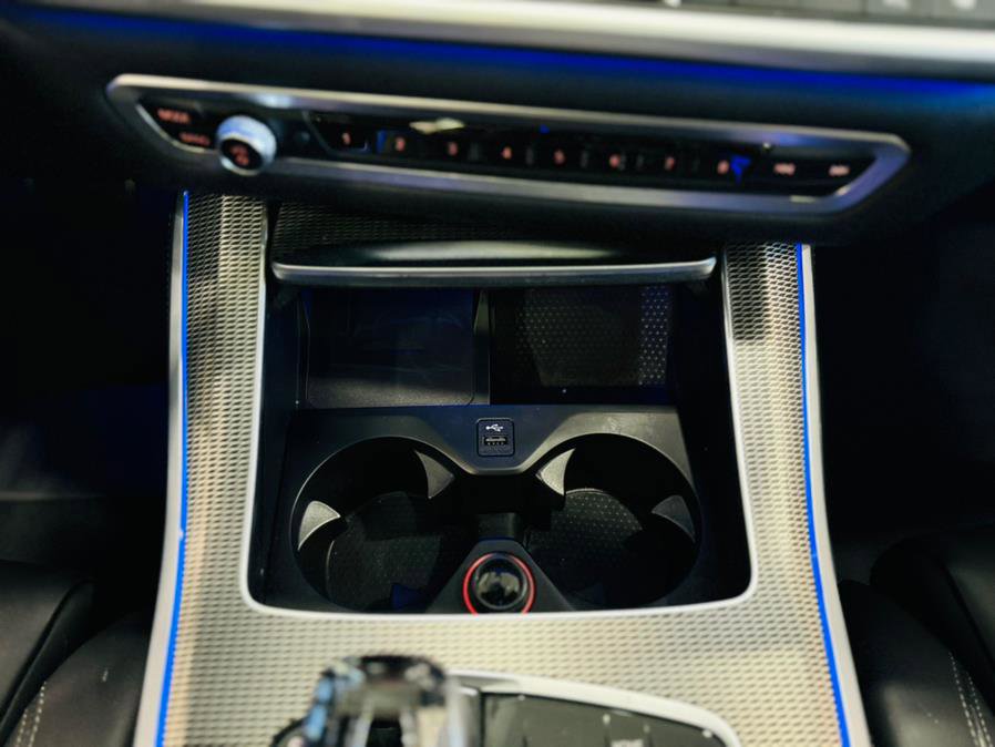 Used 2022 BMW X5 sDrive40i w/ M Sport Package image 29