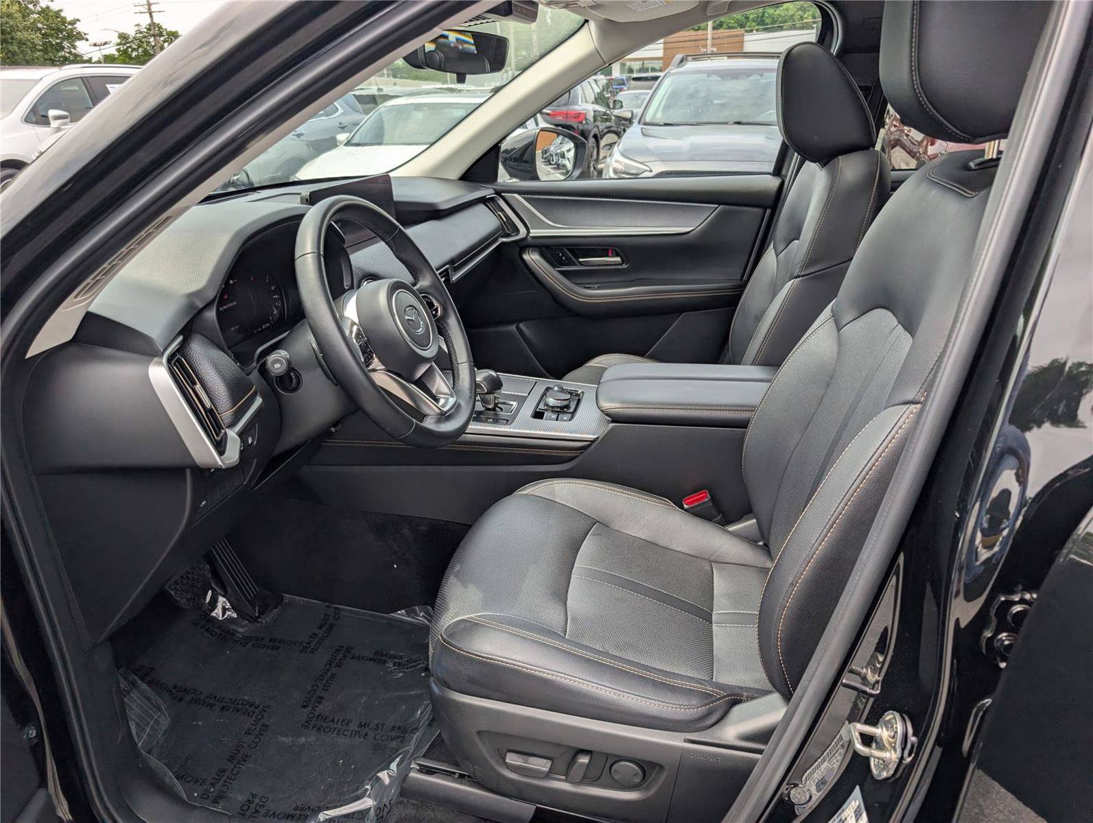 Used 2024 MAZDA CX-90 Plug-In Hybrid w/ Preferred AWD/4WD image 19