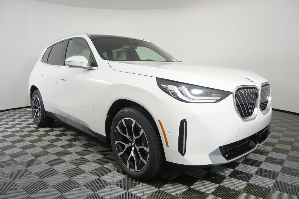 New 2026 BMW X3 xDrive30i AWD/4WD image 2