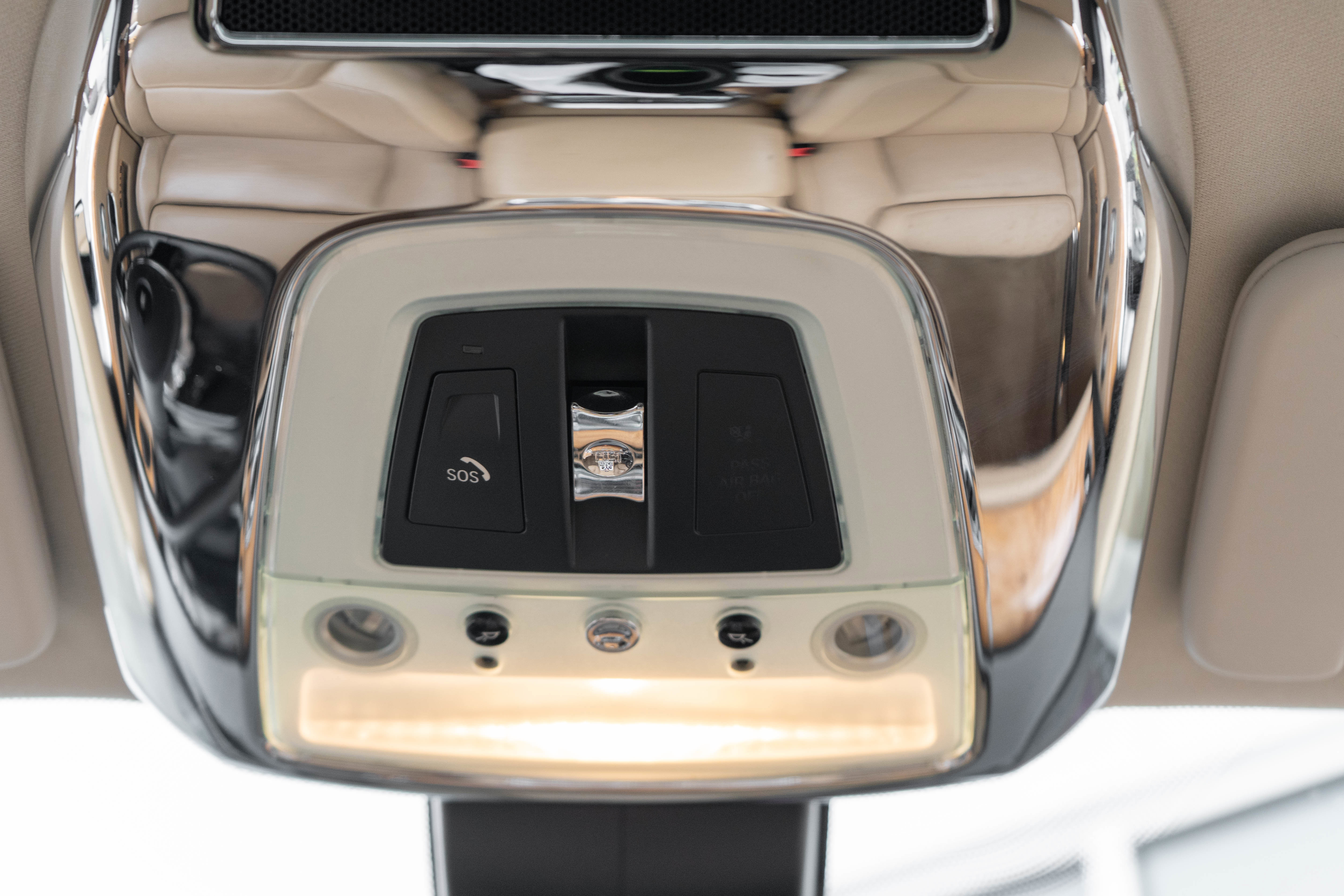 Used 2017 Rolls-Royce Ghost image 53