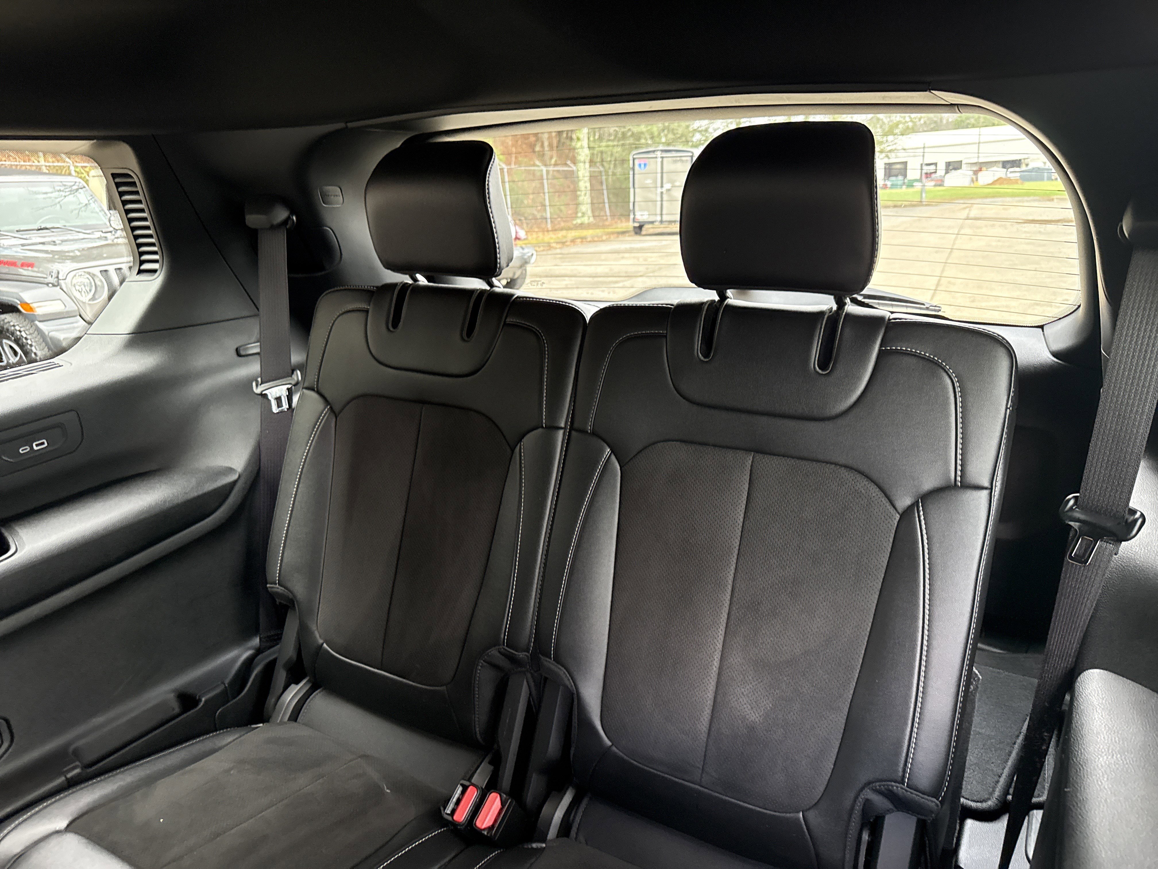 Used 2023 Jeep Grand Cherokee L Laredo image 21