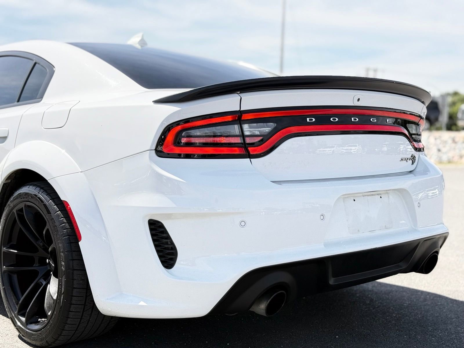 Used 2020 Dodge Charger SRT Hellcat w/ Harman/Kardon Audio Group RWD image 8