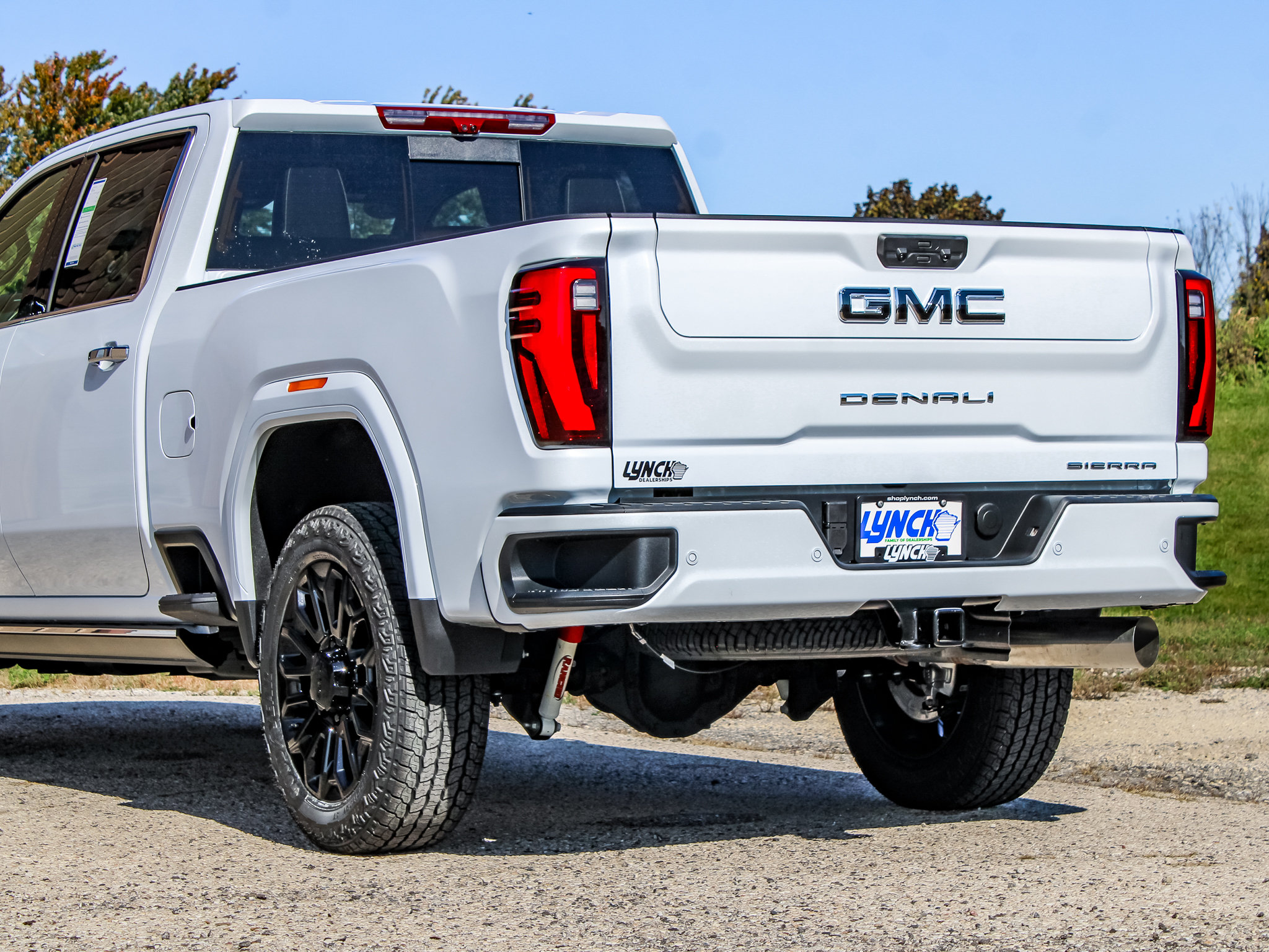 New 2026 GMC Sierra 2500 Denali Ultimate AWD/4WD image 7