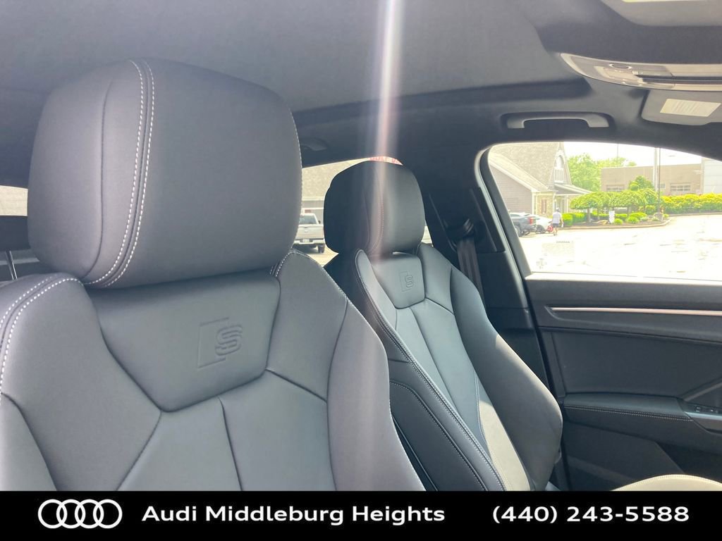 Certified 2025 Audi Q3 2.0T Premium w/ Convenience Package image 24