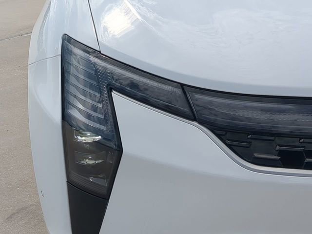 New 2027 Chrysler Pacifica Limited FWD image 10