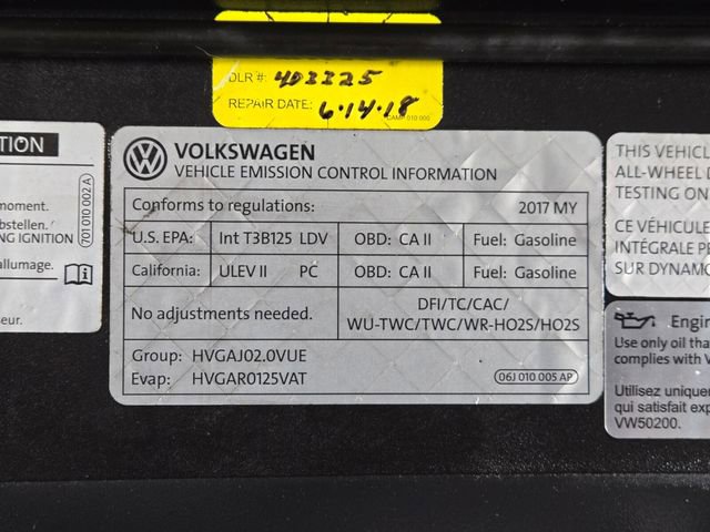 Used 2017 Volkswagen Tiguan S image 26