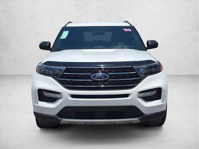 Used 2020 Ford Explorer XLT w/ Equipment Group 202A AWD/4WD image 2