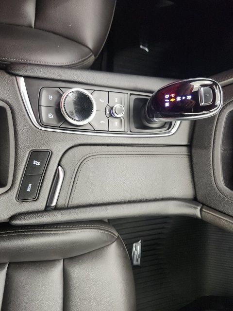 Used 2024 Cadillac XT5 Luxury FWD image 57