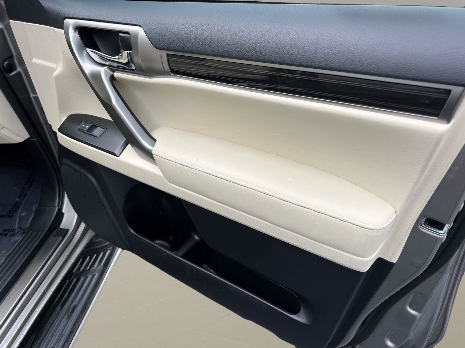 Certified 2023 Lexus GX 460 Luxury w/ Accessory Package image 15