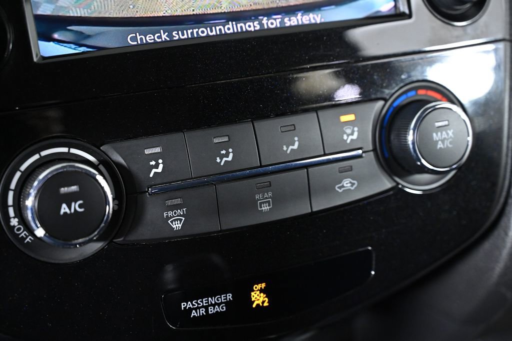 Used 2020 Nissan Rogue Sport S image 16