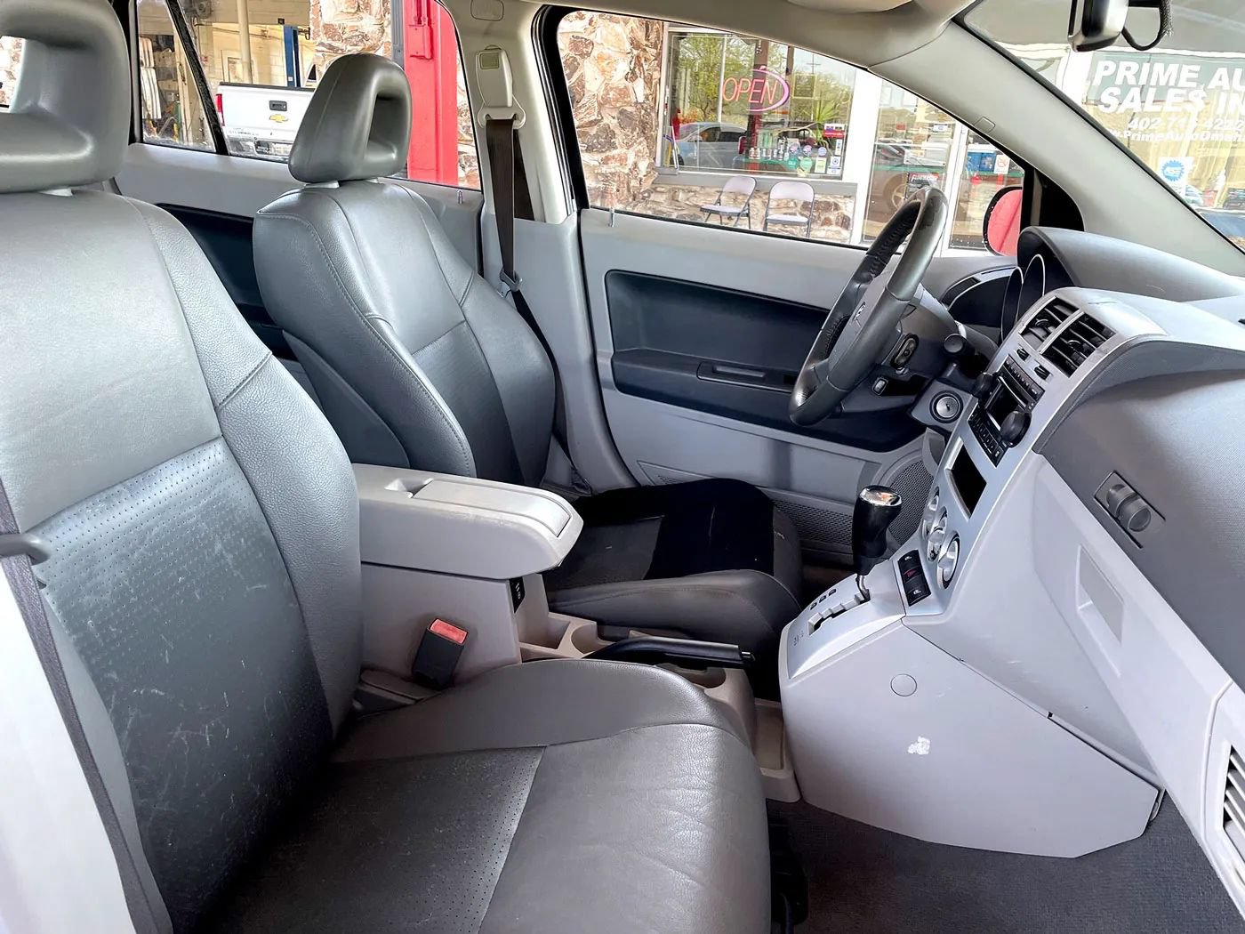 Used 2007 Dodge Caliber R/T w/ Leather Interior Group FWD image 12
