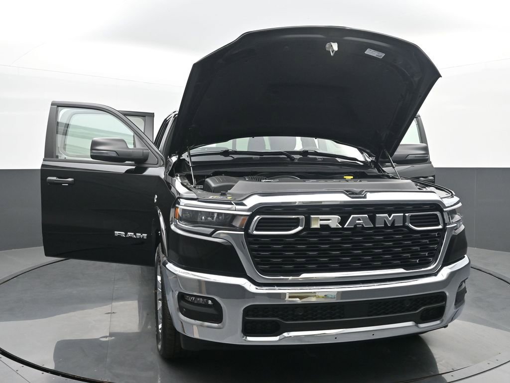 New 2026 RAM 1500 4x4 Crew Cab image 57