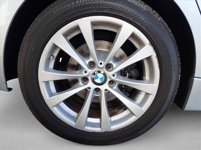 Used 2017 BMW 320i xDrive Sedan image 7