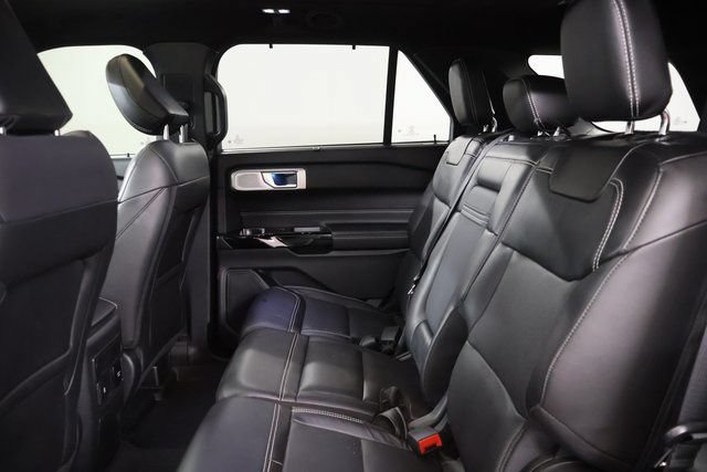 Used 2022 Ford Explorer ST w/ Equipment Group 401A AWD/4WD image 32