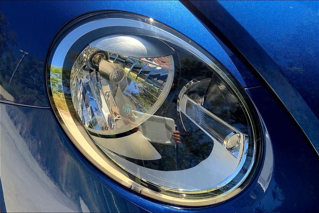 Used 2013 Volkswagen Beetle 2.0T FWD image 28