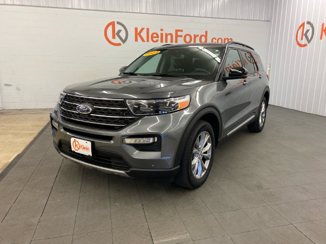 Used 2023 Ford Explorer XLT w/ Equipment Group 202A AWD/4WD image 3