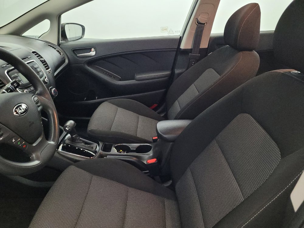 Used 2017 Kia Forte LX FWD image 17
