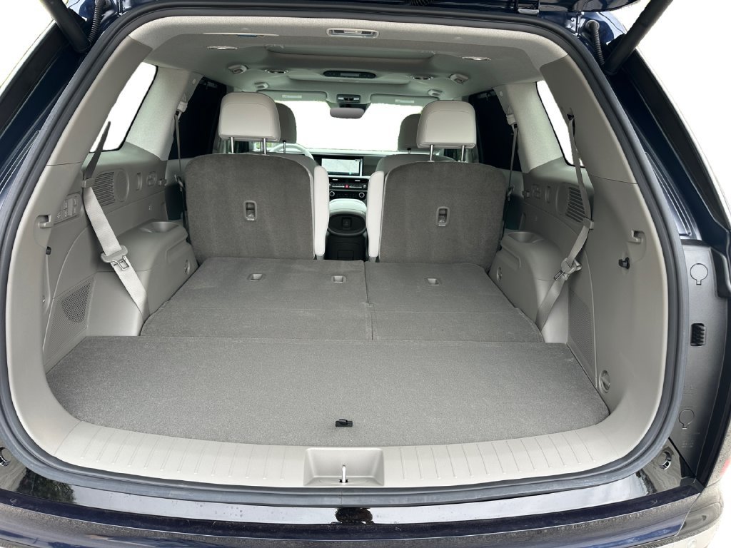 New 2027 Hyundai Palisade Limited FWD image 23