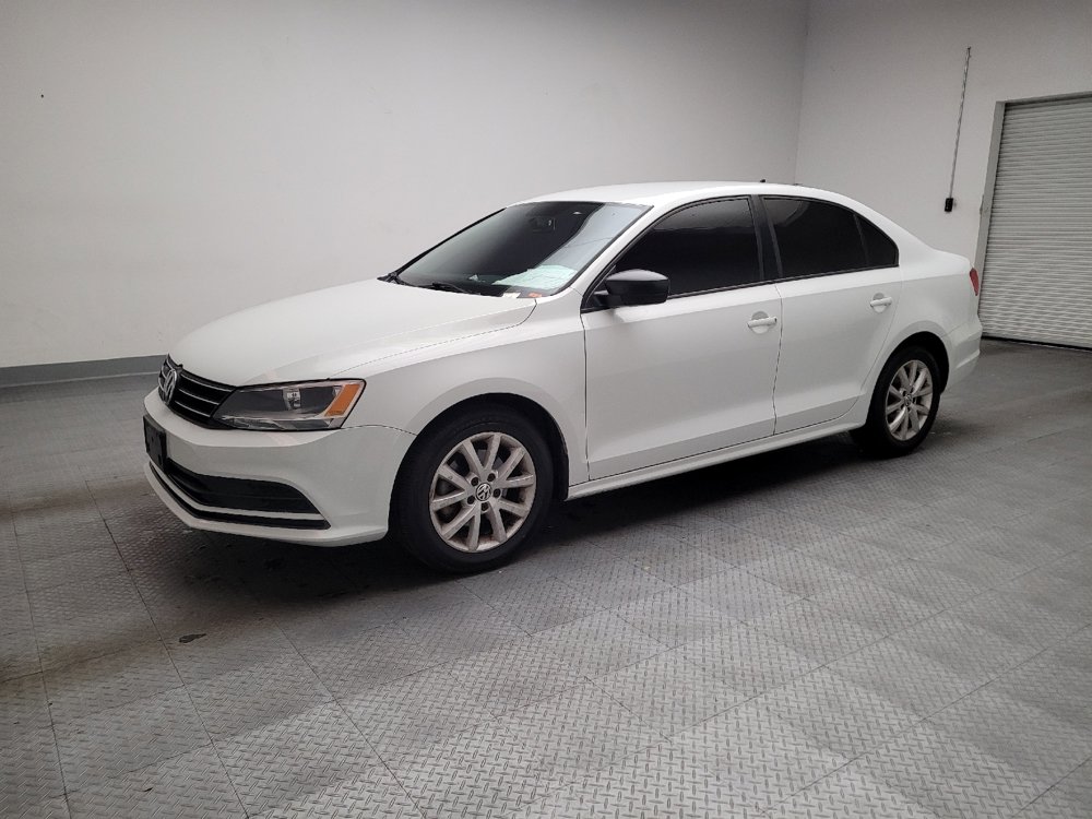 Used 2015 Volkswagen Jetta SE FWD image 2