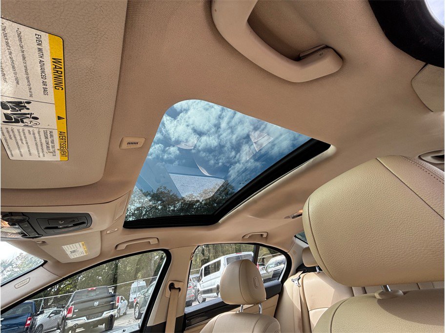 Used 2016 BMW 528i Sedan image 31