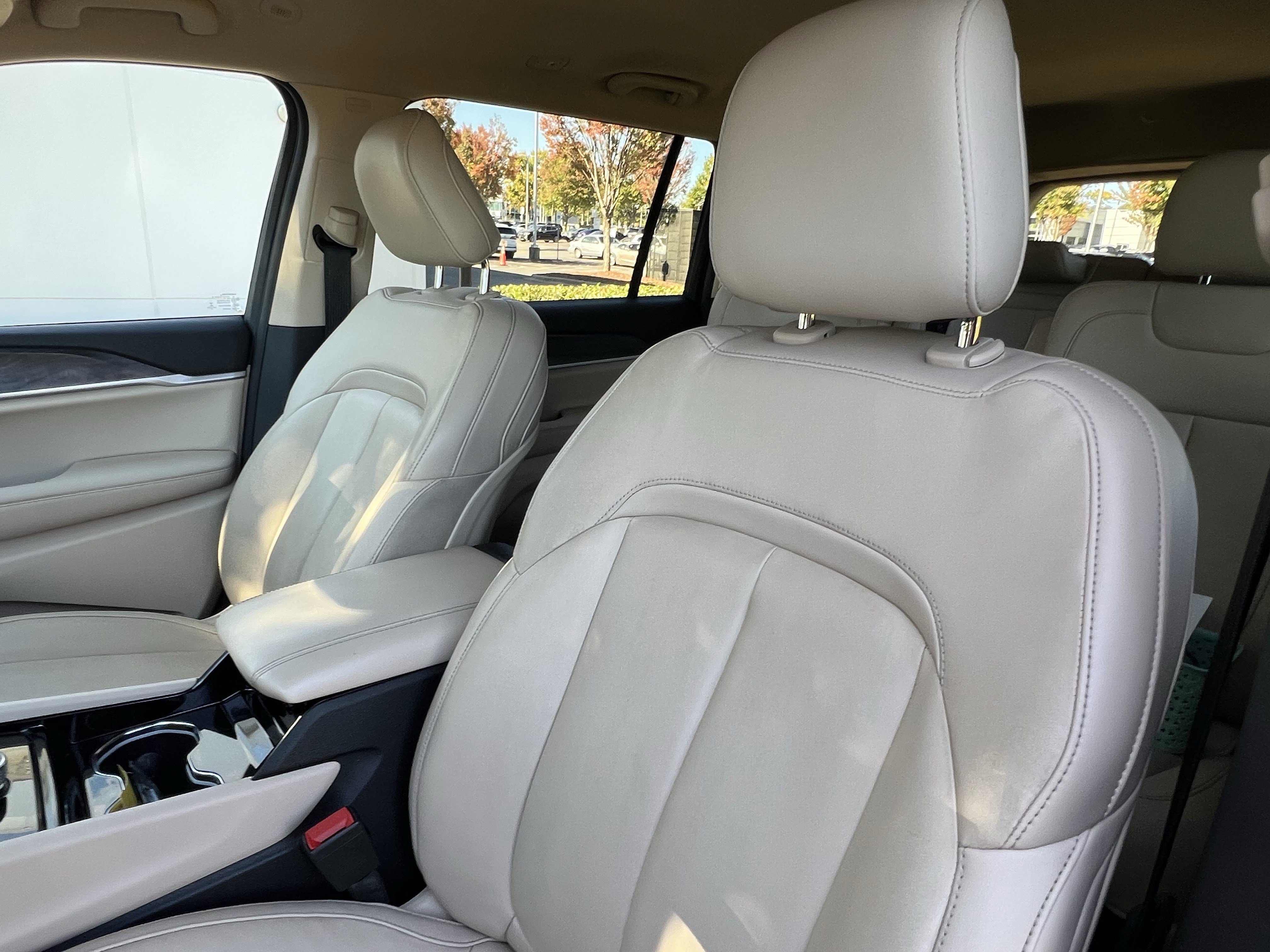 Used 2021 Jeep Grand Cherokee L Limited image 16