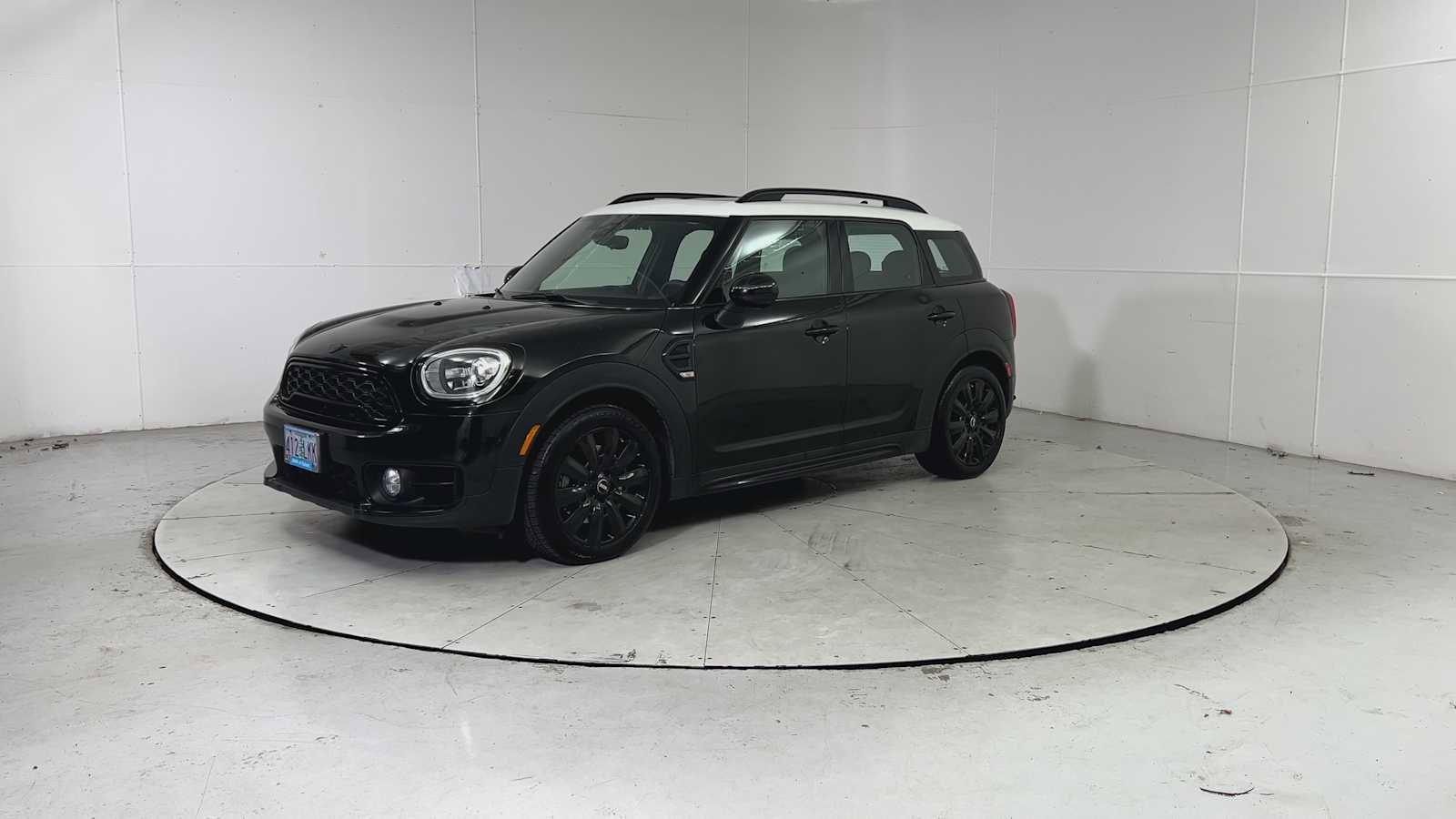 Used 2019 MINI Cooper Countryman S w/ Yin Yang Edition image 6