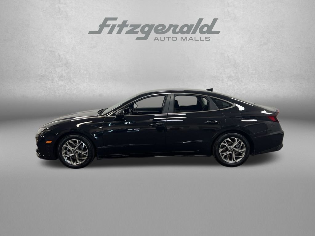 Used 2023 Hyundai Sonata SEL image 2