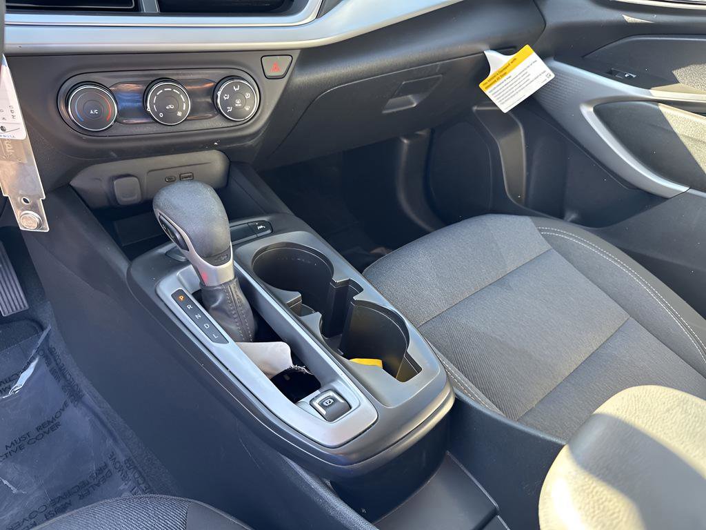 Used 2024 Chevrolet Trax LS w/ Driver Confidence Package image 35