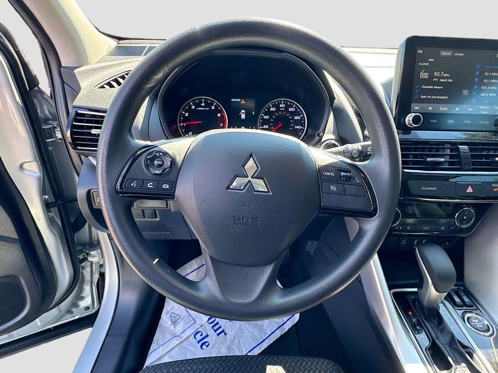 Used 2024 Mitsubishi Eclipse Cross LE image 11