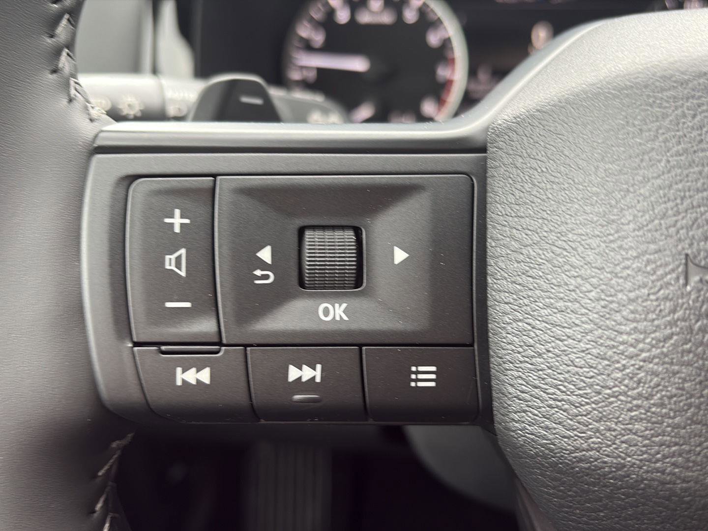 New 2026 Nissan Pathfinder SV AWD/4WD image 24