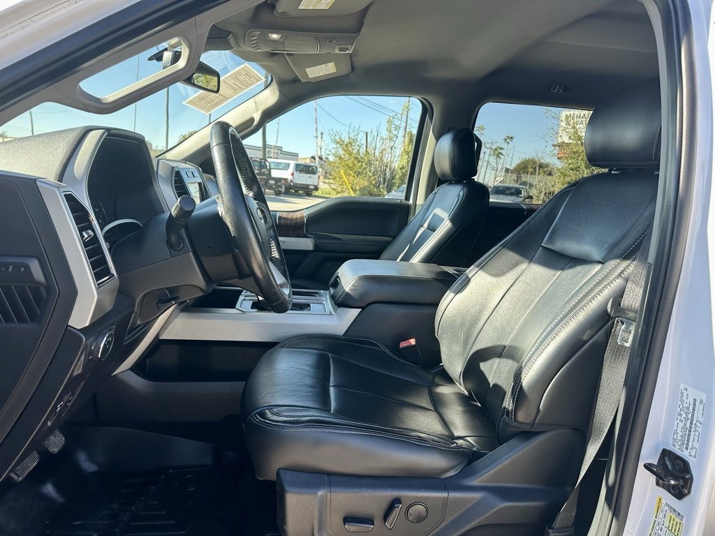Used 2019 Ford F150 Lariat image 9