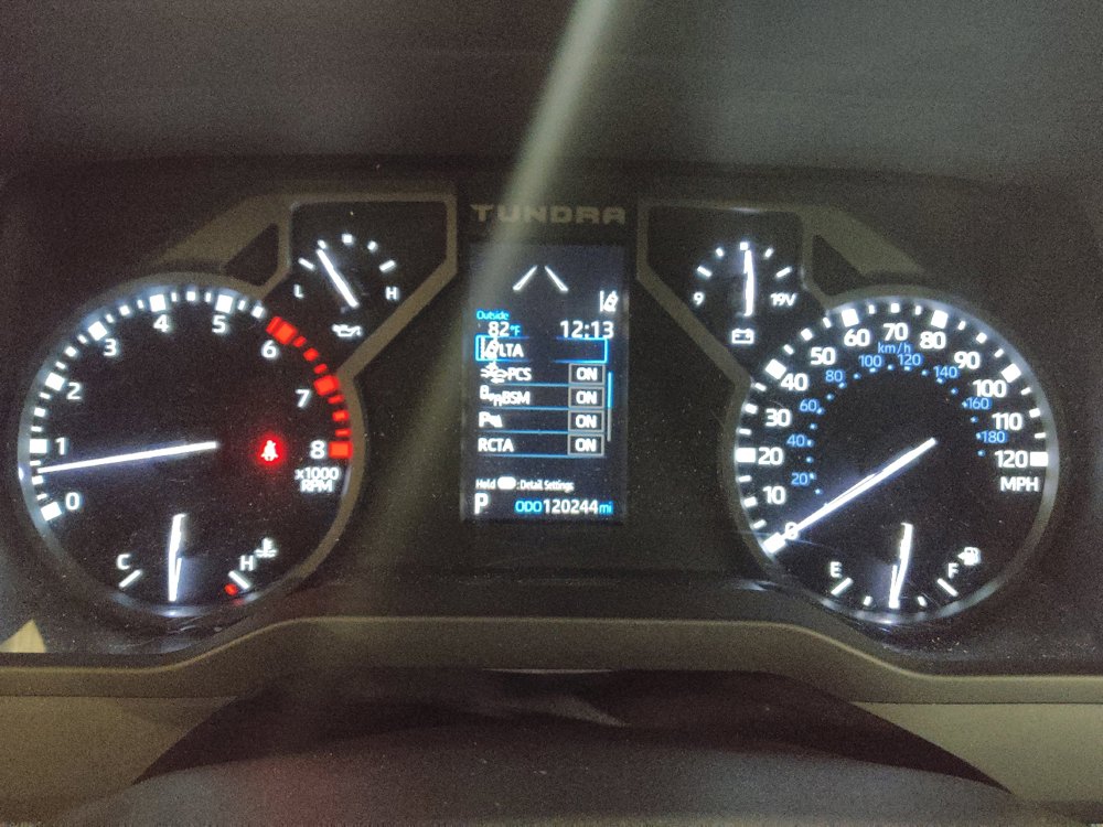 Used 2022 Toyota Tundra SR5 w/ SR5 Convenience Package AWD/4WD image 23