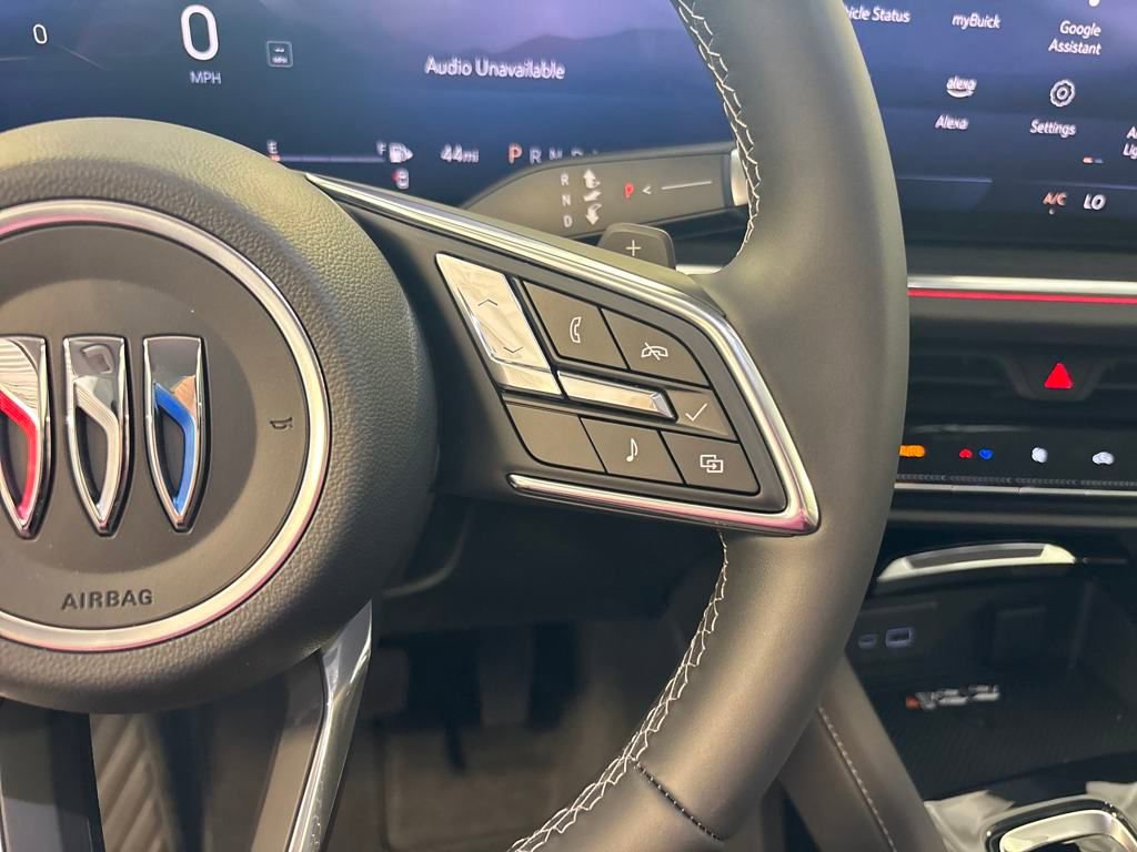 New 2025 Buick Envision Preferred image 32