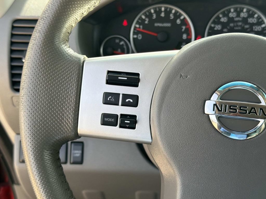Used 2013 Nissan Frontier SL RWD image 23
