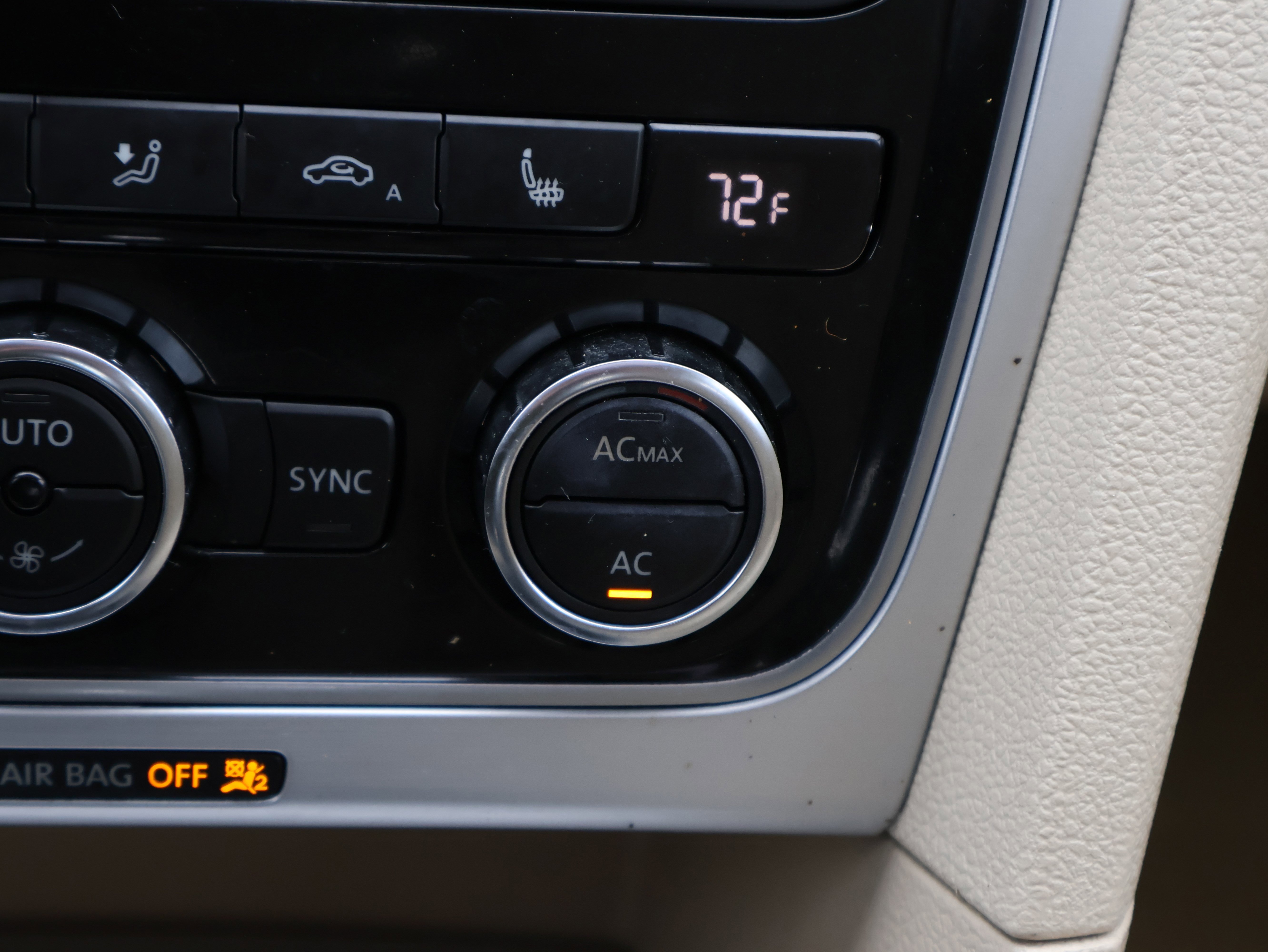 Used 2012 Volkswagen Passat 2.5 SE image 27