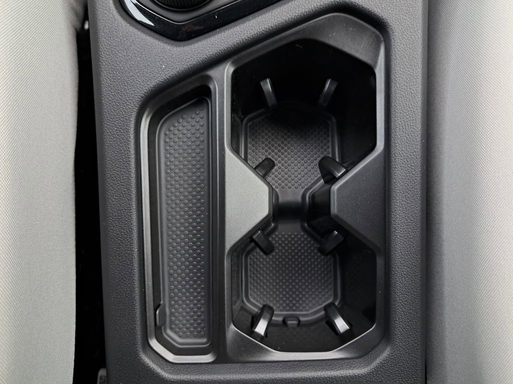 New 2025 Volkswagen Taos S image 25